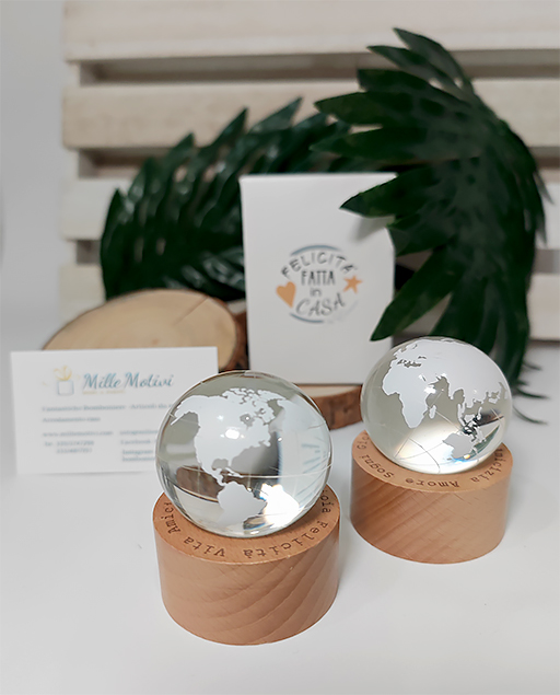 MAPPAMONDO LED CON BASE IN LED - immagine 2